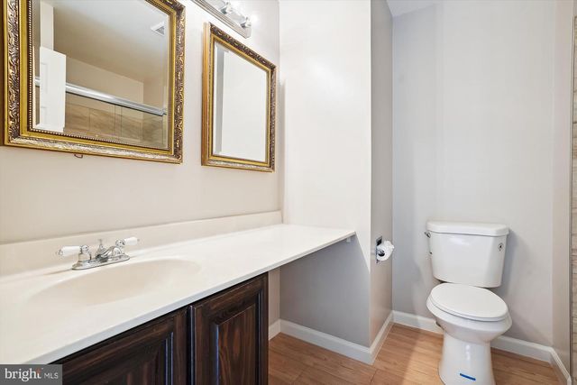 8021 BETHELEN WOODS LN, Springfield, VA 22153