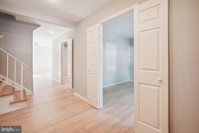 8021 BETHELEN WOODS LN, Springfield, VA 22153