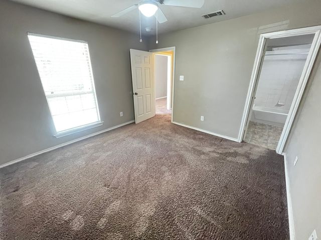 3005 Carlton Parkway 1, Waxahachie, TX 75165