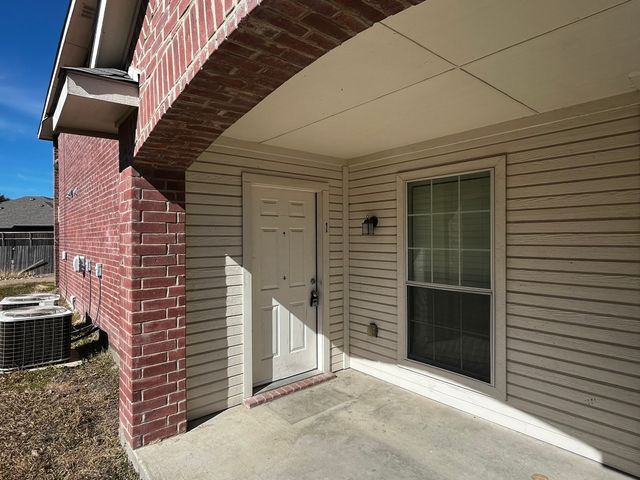 3005 Carlton Parkway 1, Waxahachie, TX 75165