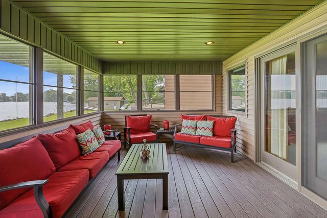 6322 BLACK WOLF POINT ROAD, Oshkosh, WI 54902