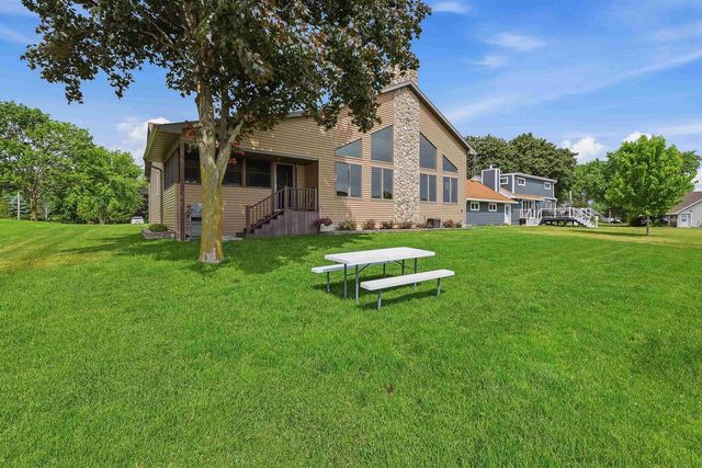6322 BLACK WOLF POINT ROAD, Oshkosh, WI 54902