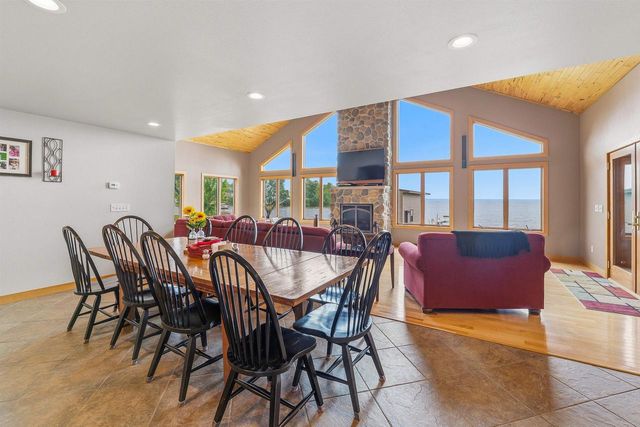 6322 BLACK WOLF POINT ROAD, Oshkosh, WI 54902