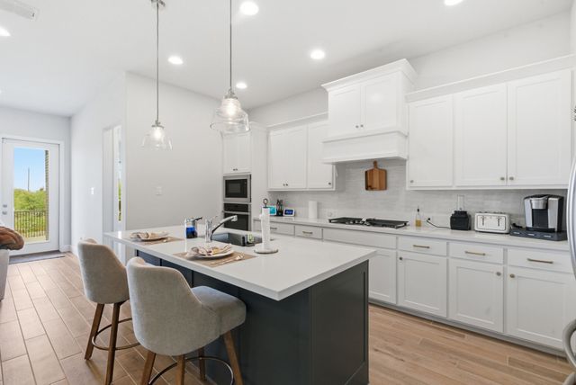 915 Winter Cherry Lane, Haslet, TX 76052