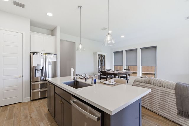 915 Winter Cherry Lane, Haslet, TX 76052