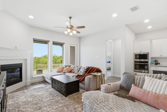 915 Winter Cherry Lane, Haslet, TX 76052