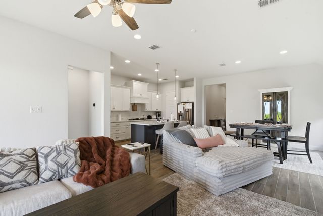 915 Winter Cherry Lane, Haslet, TX 76052