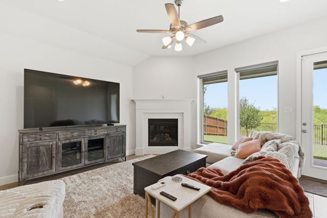 915 Winter Cherry Lane, Haslet, TX 76052
