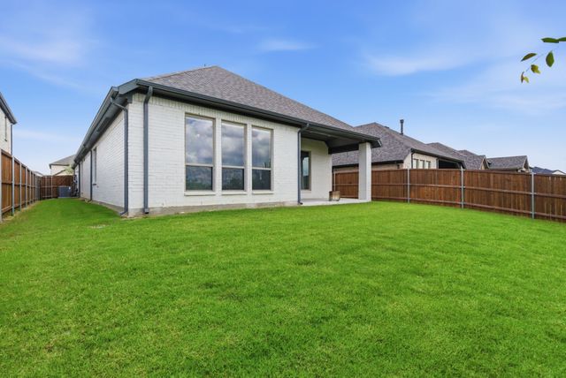 915 Winter Cherry Lane, Haslet, TX 76052