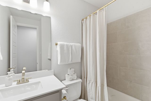 915 Winter Cherry Lane, Haslet, TX 76052