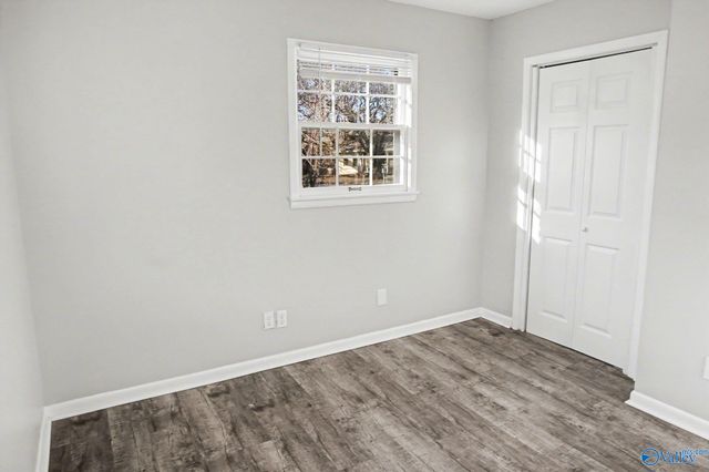 201 Larkwood Drive SW, Decatur, AL 35601