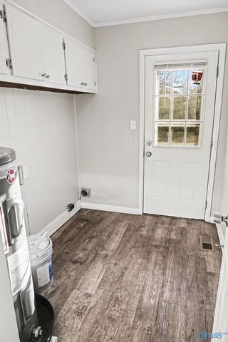 201 Larkwood Drive SW, Decatur, AL 35601