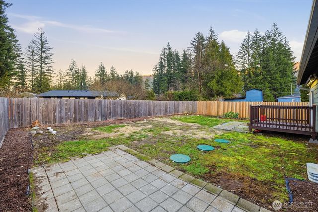 6232 Azure Way, Maple Falls, WA 98266