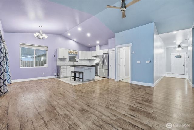 6232 Azure Way, Maple Falls, WA 98266