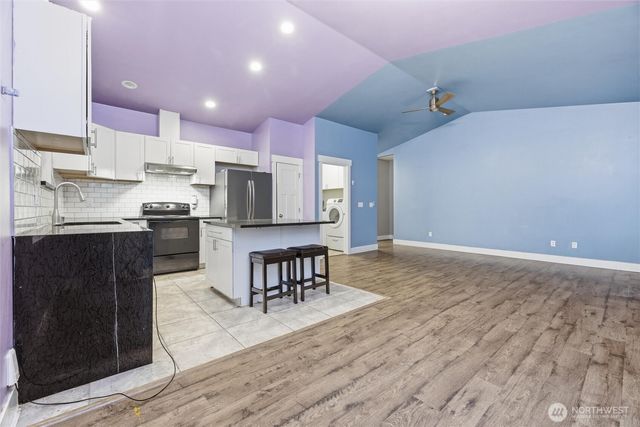 6232 Azure Way, Maple Falls, WA 98266