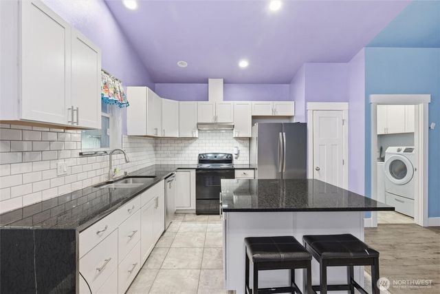 6232 Azure Way, Maple Falls, WA 98266