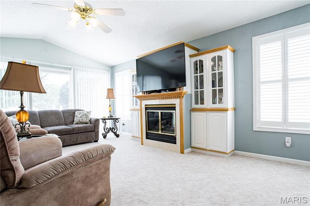 75 Sundew Lane, Highland, IL 62249