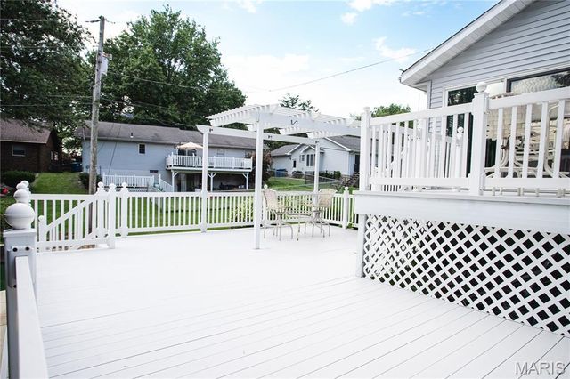 75 Sundew Lane, Highland, IL 62249