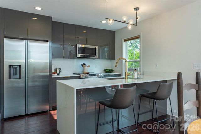 191 Chatham Road, Asheville, NC 28804