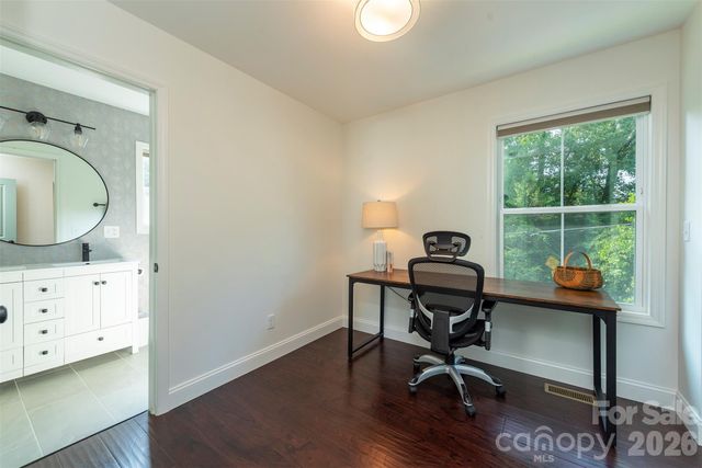 191 Chatham Road, Asheville, NC 28804