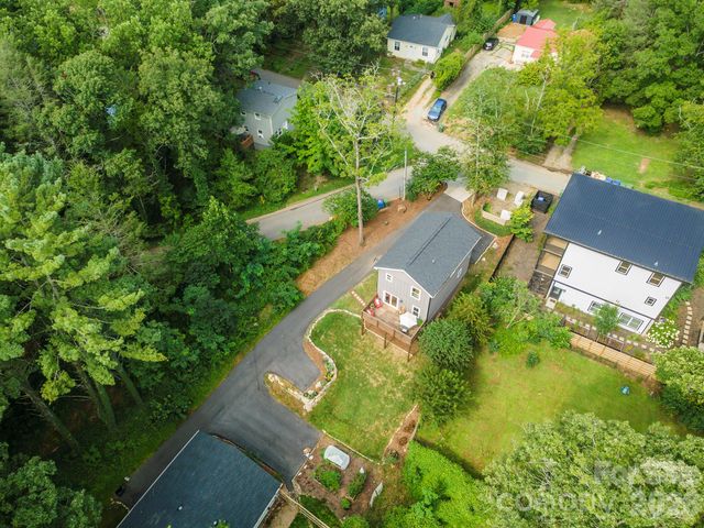 191 Chatham Road, Asheville, NC 28804