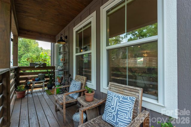 191 Chatham Road, Asheville, NC 28804