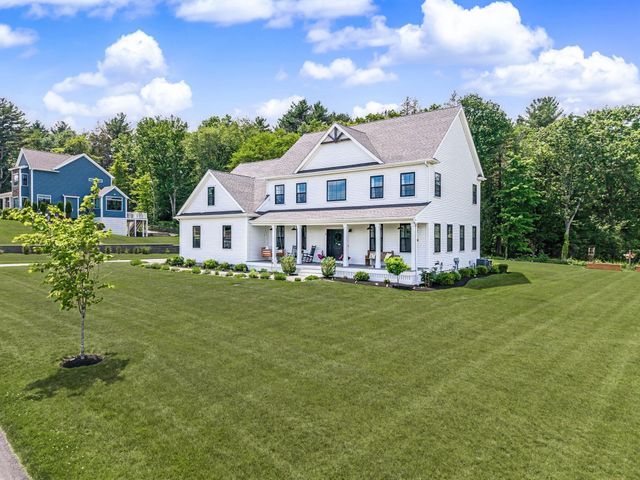 3 Conway Ln, Foxboro, MA 02035