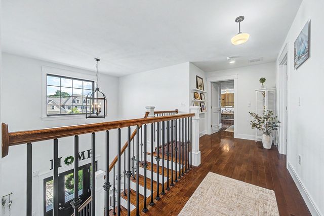 3 Conway Ln, Foxboro, MA 02035
