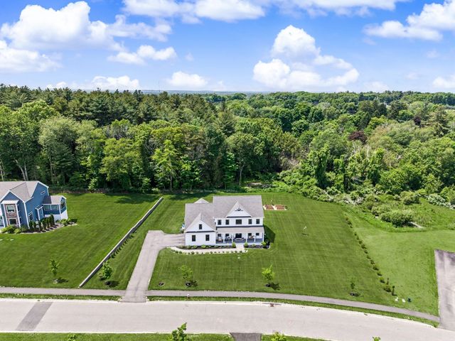 3 Conway Ln, Foxboro, MA 02035