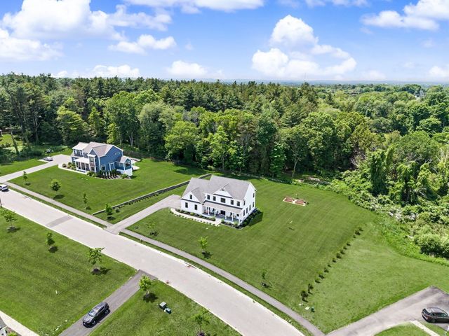 3 Conway Ln, Foxboro, MA 02035