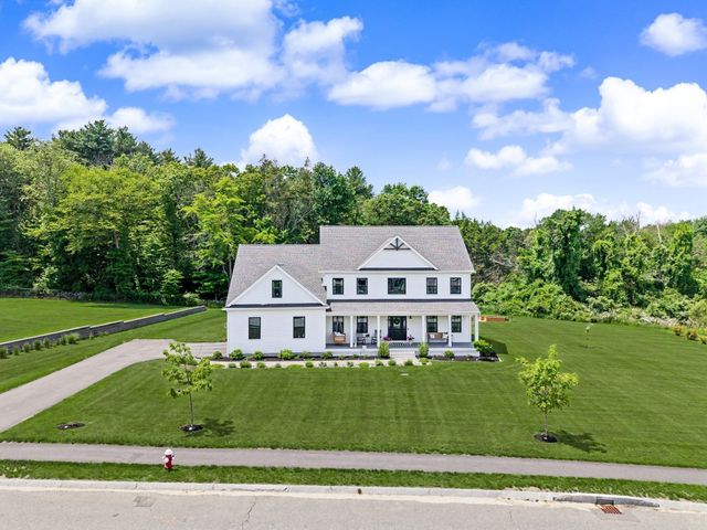 3 Conway Ln, Foxboro, MA 02035