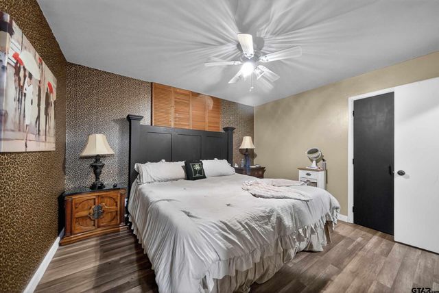 815 Circle Dr, Jacksonville, TX 75766