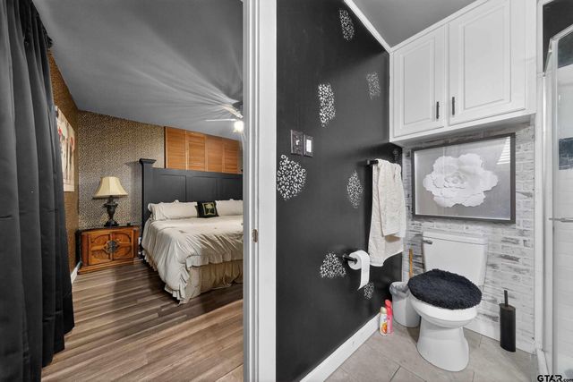 815 Circle Dr, Jacksonville, TX 75766