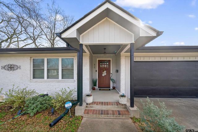 815 Circle Dr, Jacksonville, TX 75766