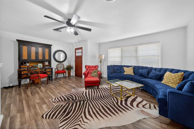 815 Circle Dr, Jacksonville, TX 75766