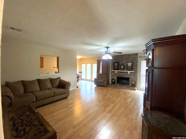 7127 SPRING FLOWER ST, San Antonio, TX 78249