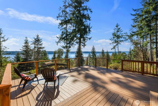 110 Groves Way, Port Ludlow, WA 98365