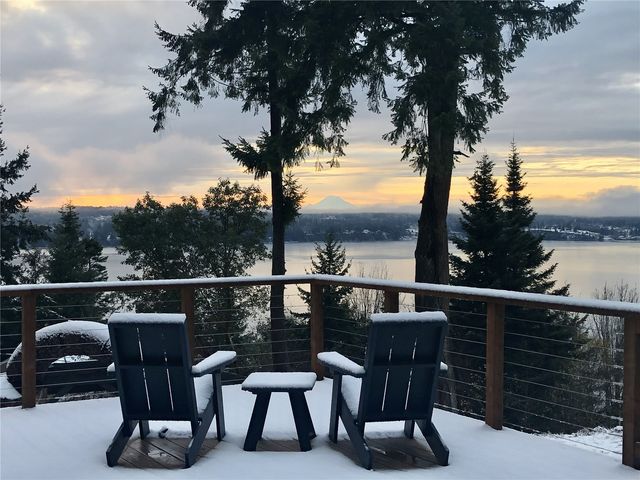 110 Groves Way, Port Ludlow, WA 98365