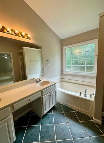 1023 Tanners Point Drive, Lawrenceville, GA 30044