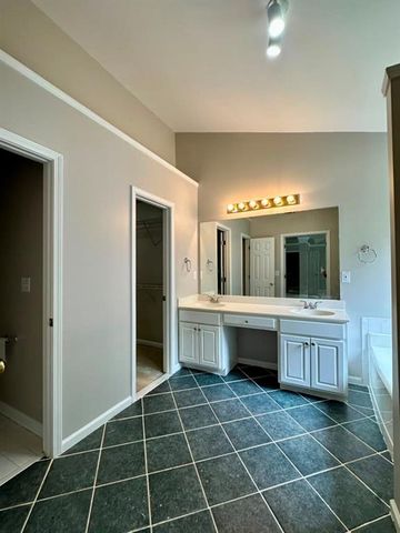 1023 Tanners Point Drive, Lawrenceville, GA 30044