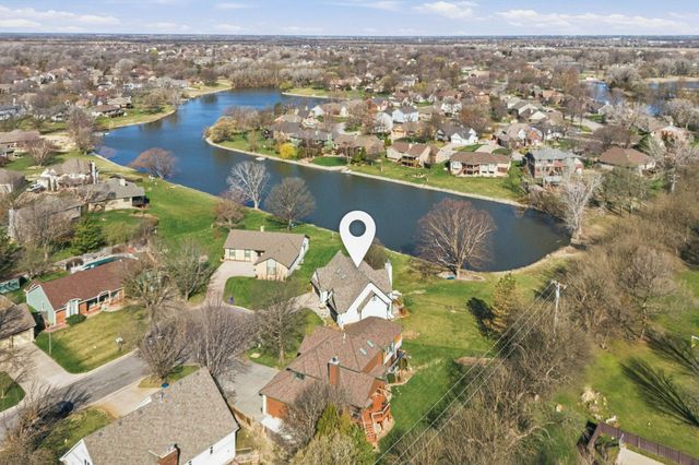 236 S Forestview Ct, Wichita, KS 67205