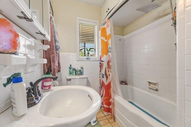 301 E 34th ST 107, Austin, TX 78705