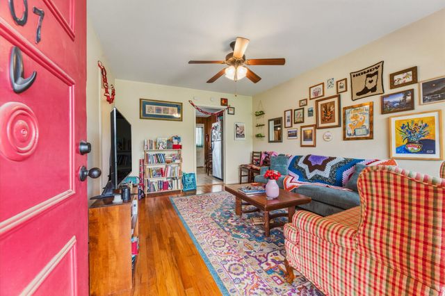 301 E 34th ST 107, Austin, TX 78705