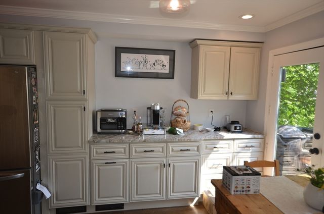 111 Alban Street 5, Boston, MA 02124