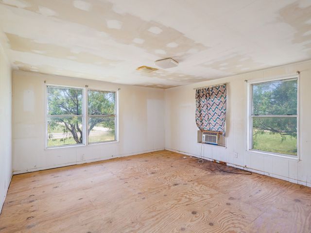 7515 County Road 551, Brownwood, TX 76801