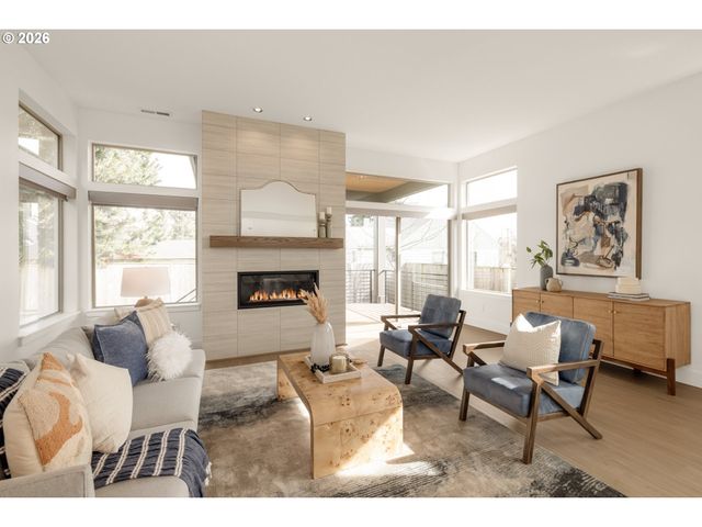 6151 N DEPAUW St, Portland, OR 97203