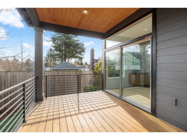 6151 N DEPAUW St, Portland, OR 97203