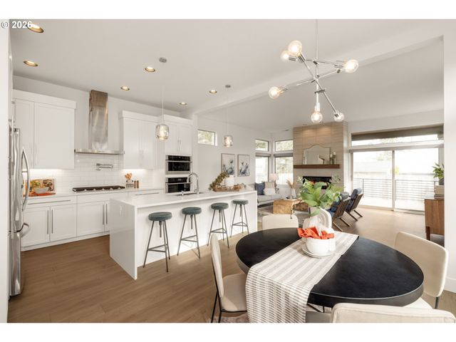 6151 N DEPAUW St, Portland, OR 97203