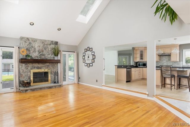 43 East Pinelake Drive, Amherst, NY 14221