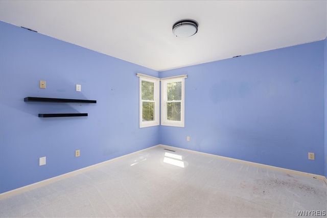 43 East Pinelake Drive, Amherst, NY 14221